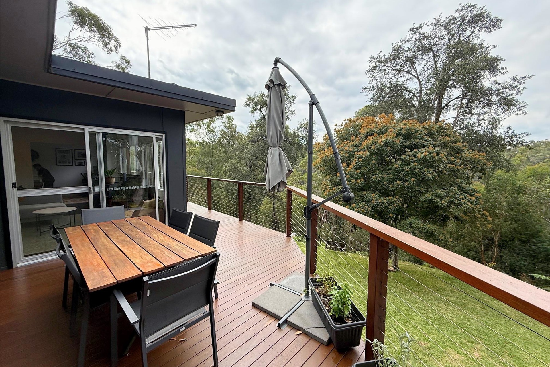 92 Birdwood Avenue, Winmalee, NSW 2777 AUS
