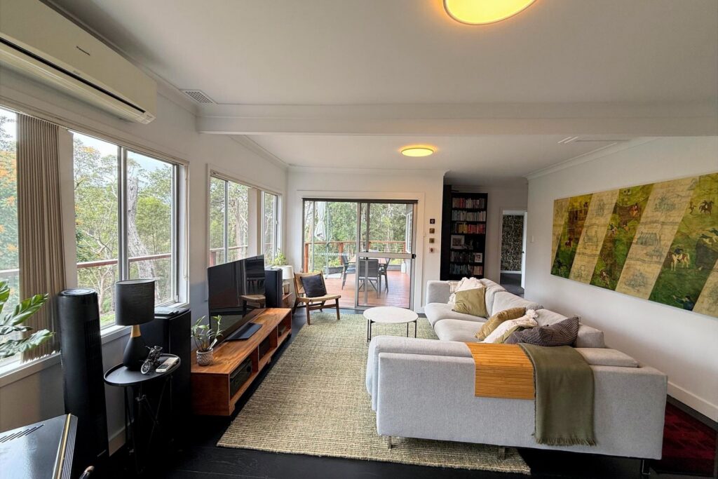 92 Birdwood Avenue, Winmalee, NSW 2777 AUS