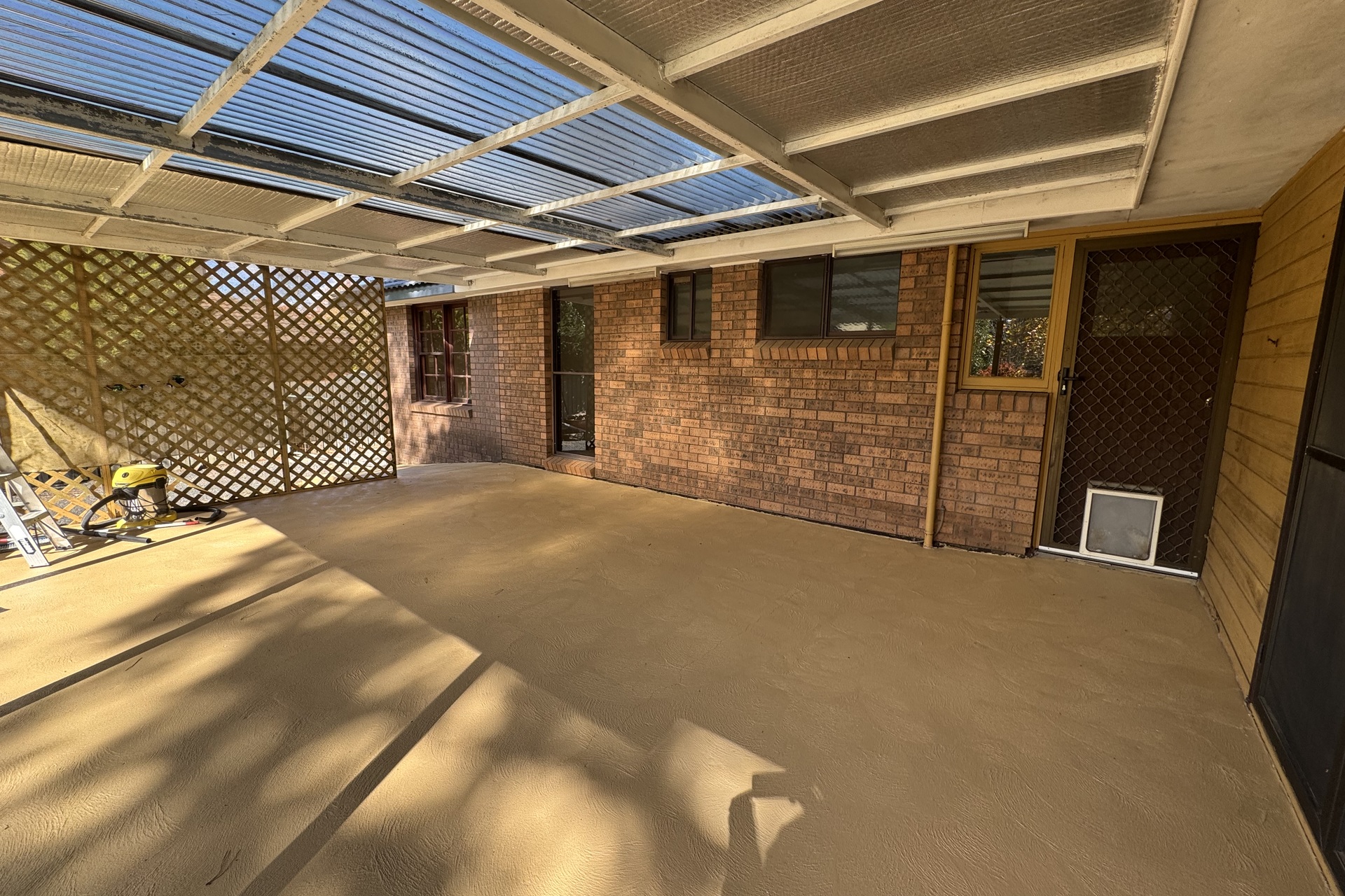 27 Pine Avenue, Wentworth Falls, NSW 2782 AUS