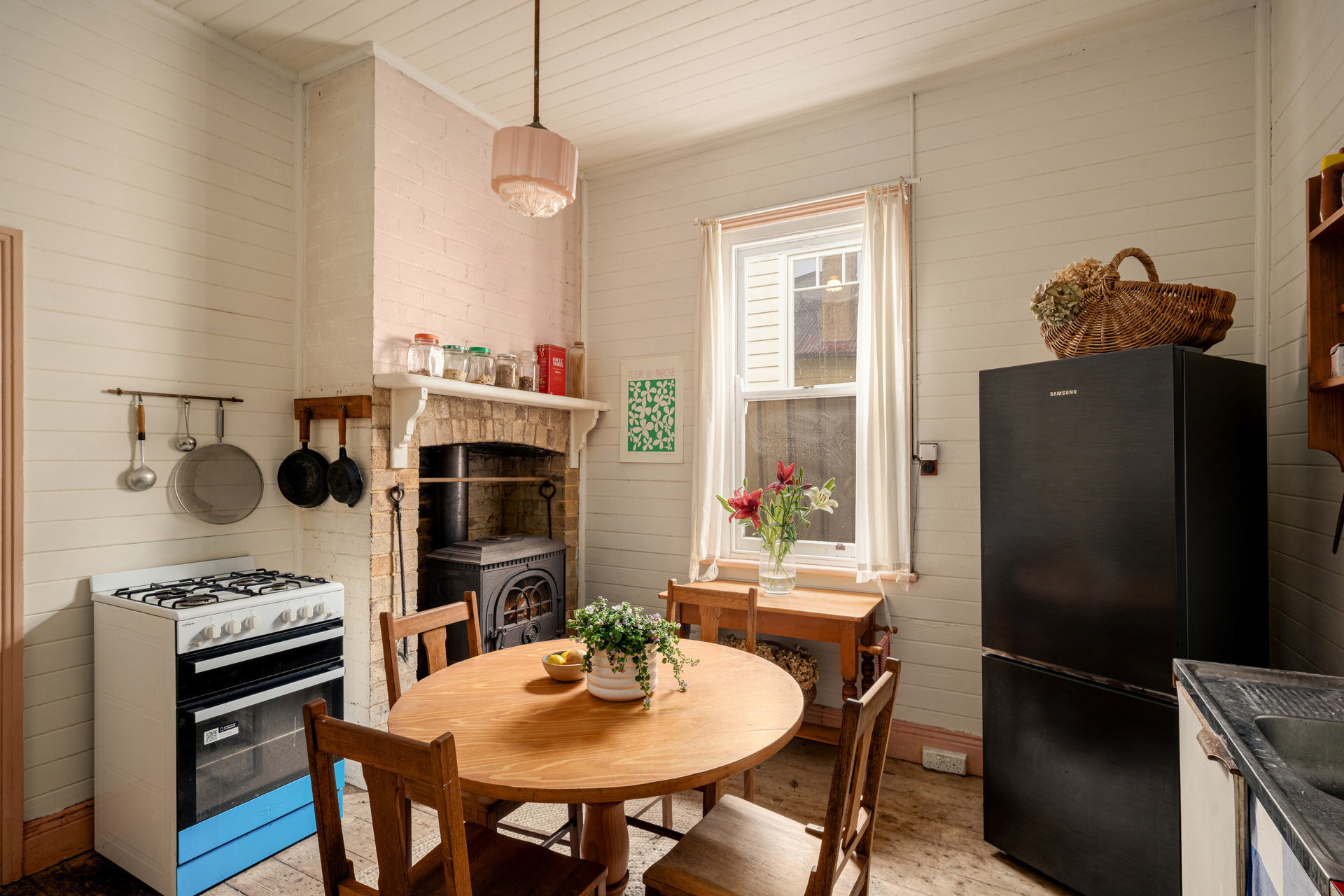 110 Waratah Street, Katoomba, NSW 2780 AUS
