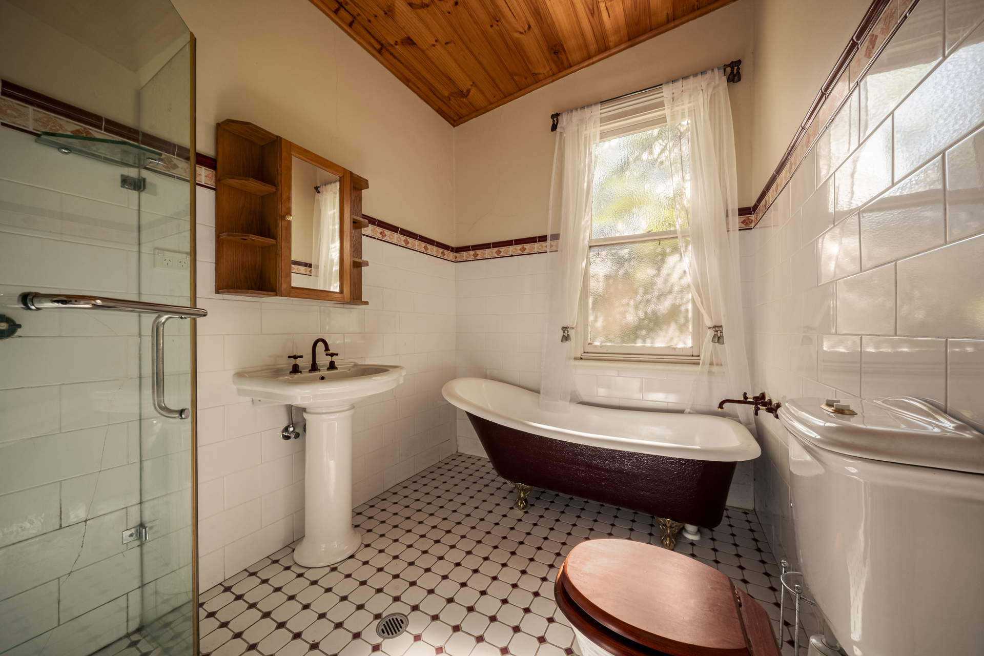 229 Leura Mall, Leura, NSW 2780 AUS