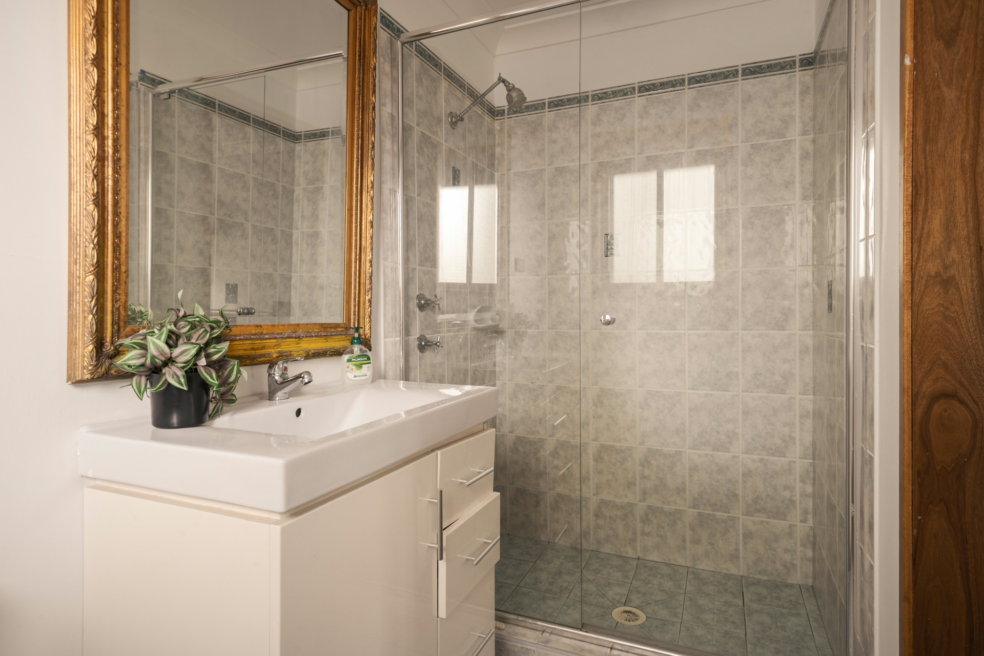 64 Fitzgerald Street, Katoomba, NSW 2780 AUS