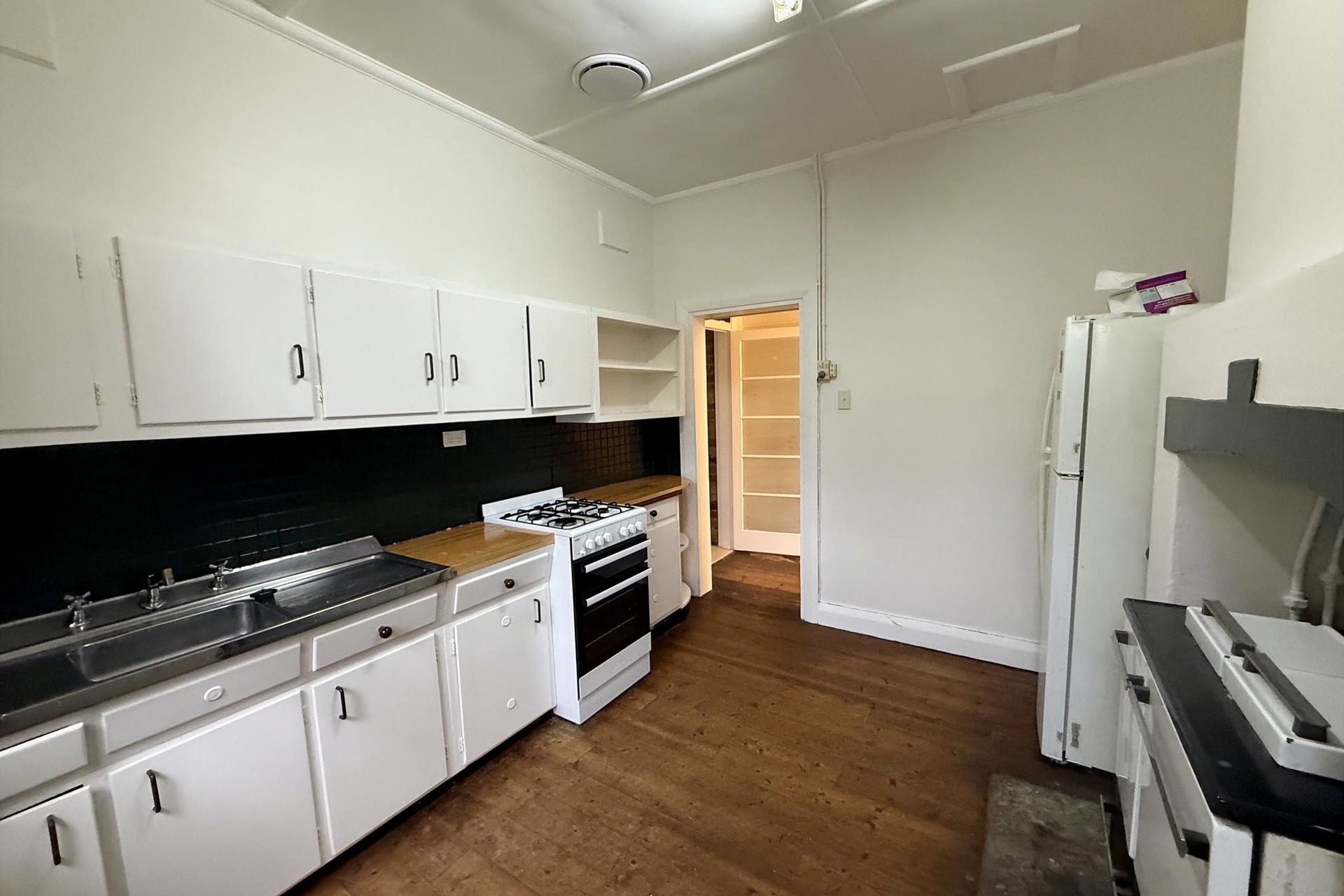 91 Megalong Street, Leura, NSW 2780 AUS