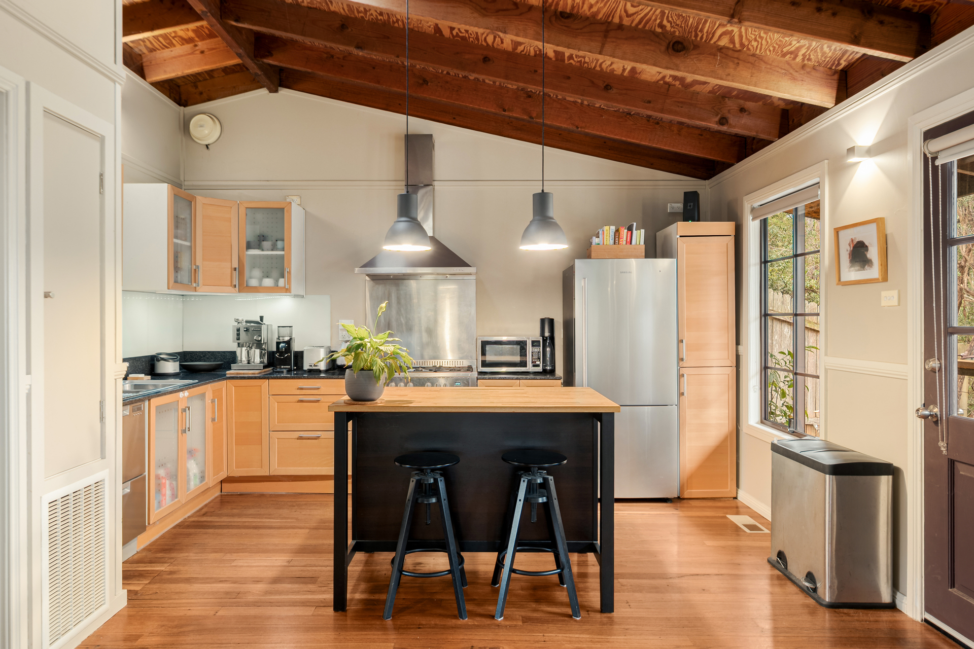 11 Glen Road, Katoomba, NSW 2780 AUS