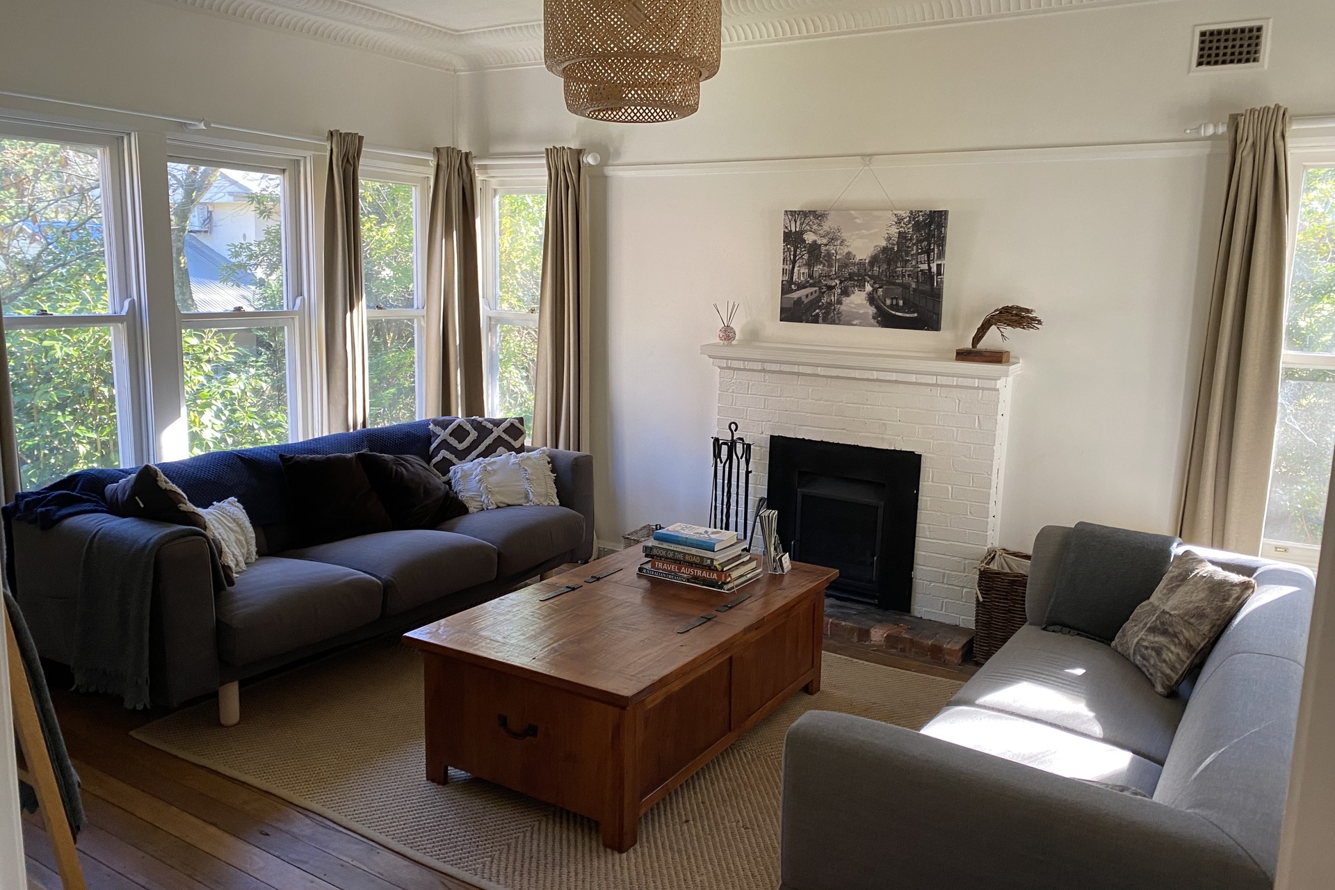 12 Coniston Road, Leura, NSW 2780 AUS