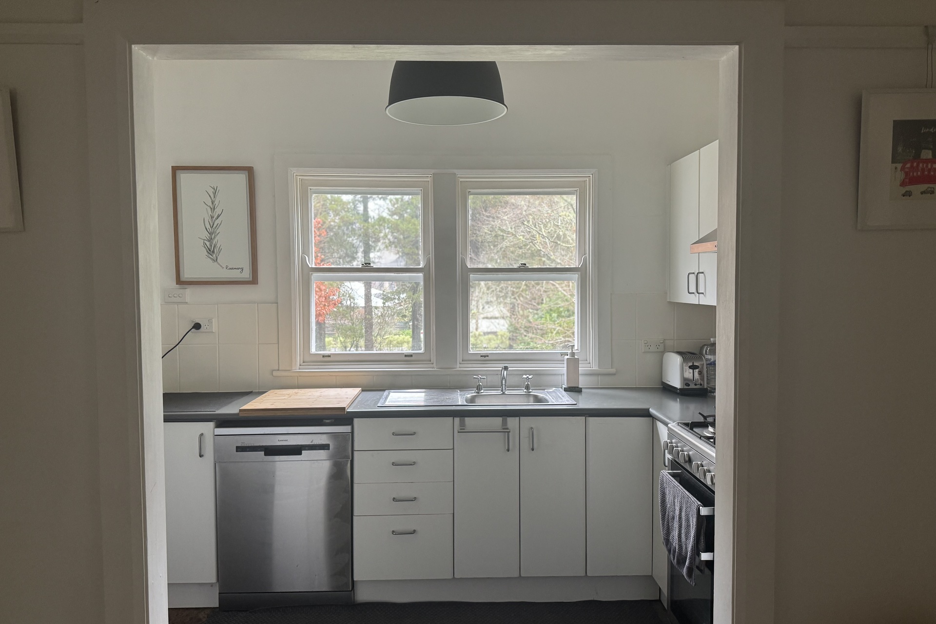 12 Coniston Road, Leura, NSW 2780 AUS