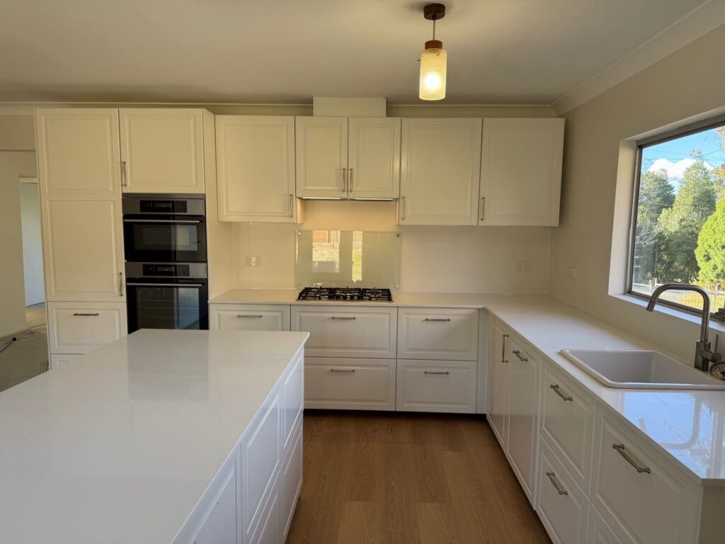 44 Paris Parade, Katoomba, NSW 2780 AUS