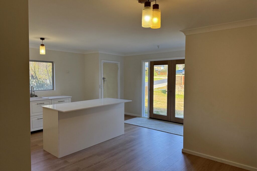 44 Paris Parade, Katoomba, NSW 2780 AUS