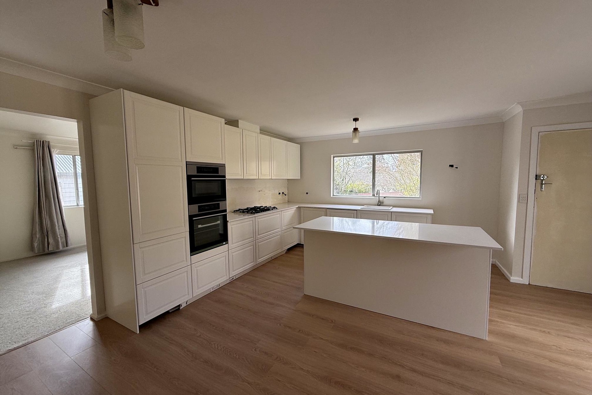 44 Paris Parade, Katoomba, NSW 2780 AUS