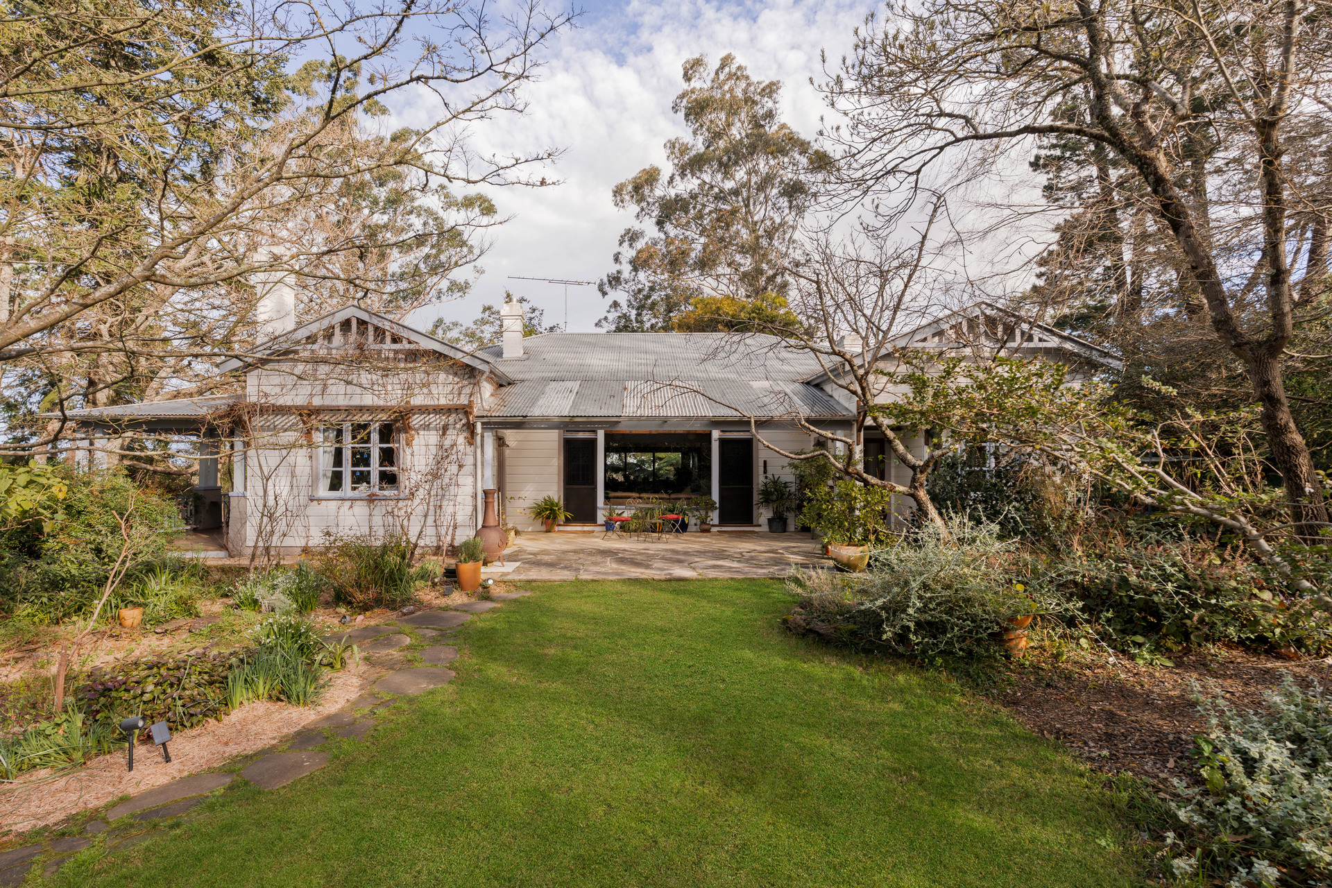 17 Myoori Avenue, Wentworth Falls, NSW 2782 AUS