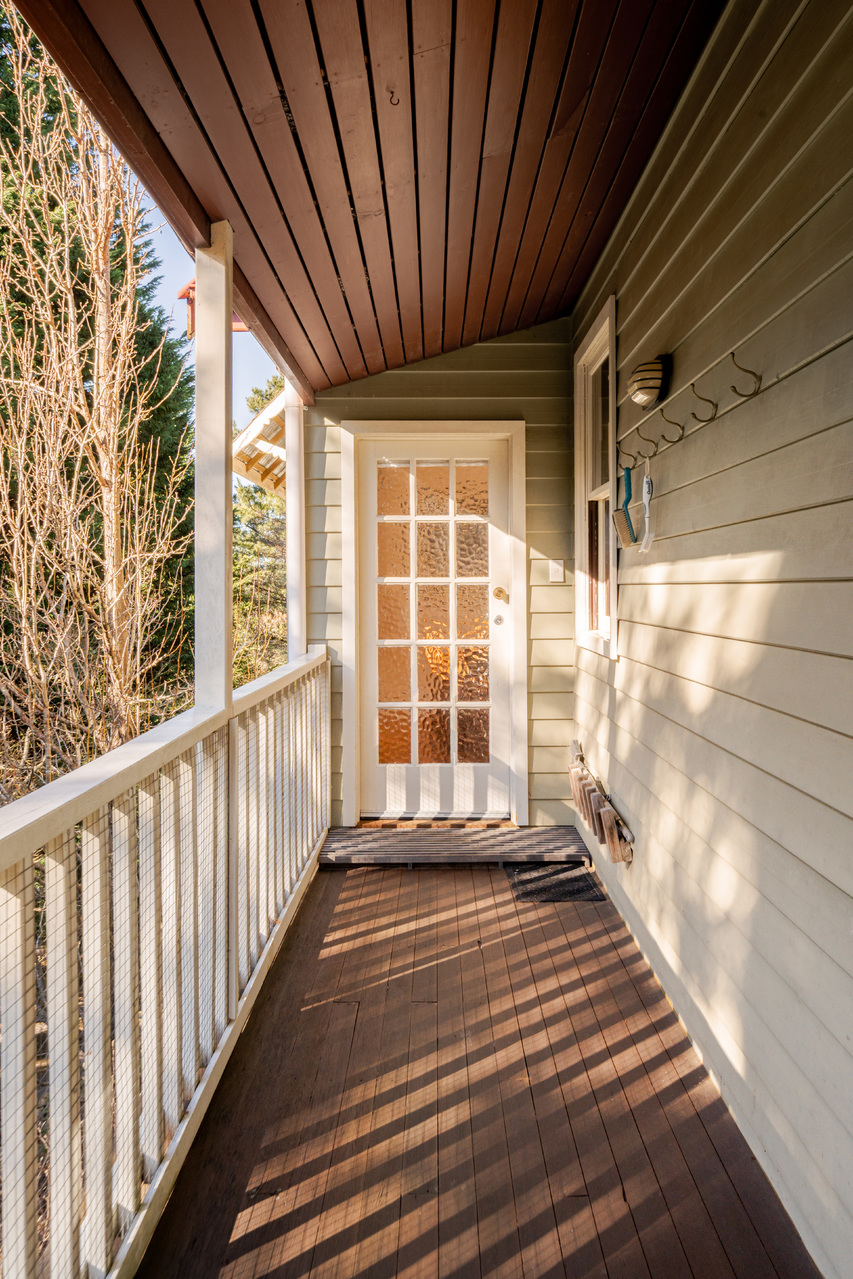 10 Warne Street, Katoomba, NSW 2780 AUS