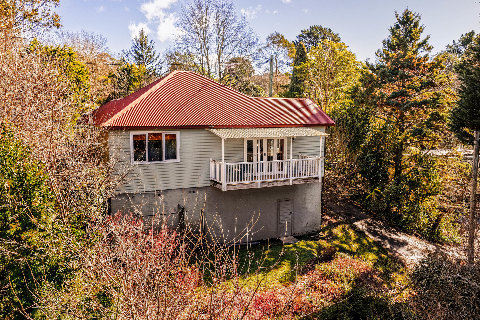 10 Warne Street, Katoomba, NSW 2780 AUS