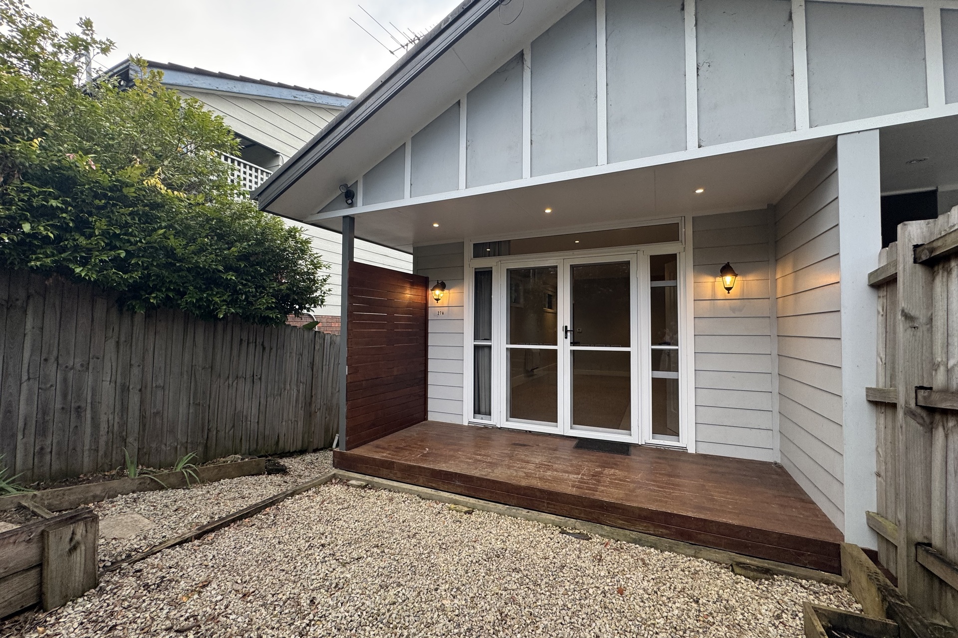 27A Railway Parade, Bullaburra, NSW 2784 AUS