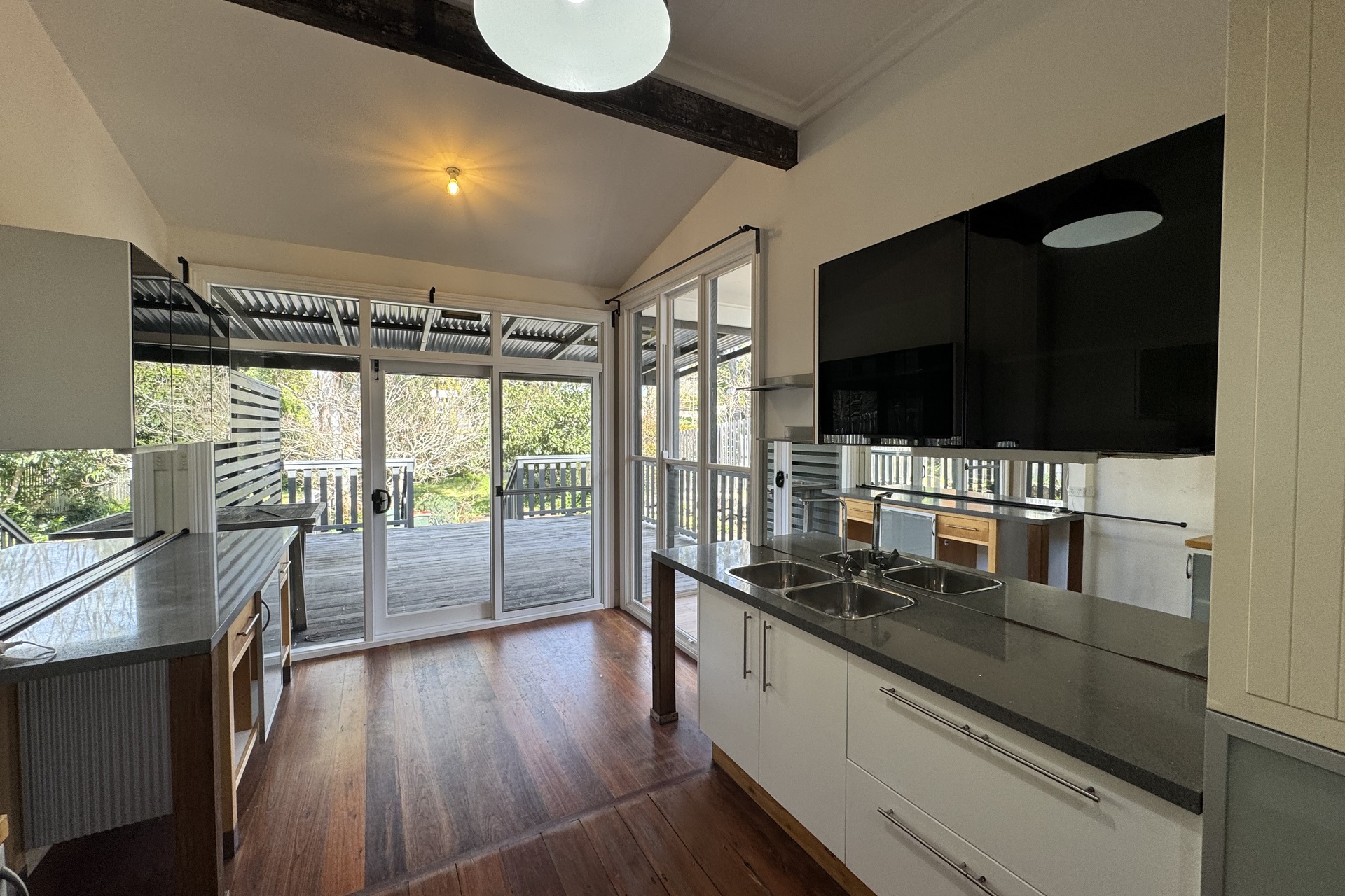 129 Waratah Street, Katoomba, NSW 2780 AUS