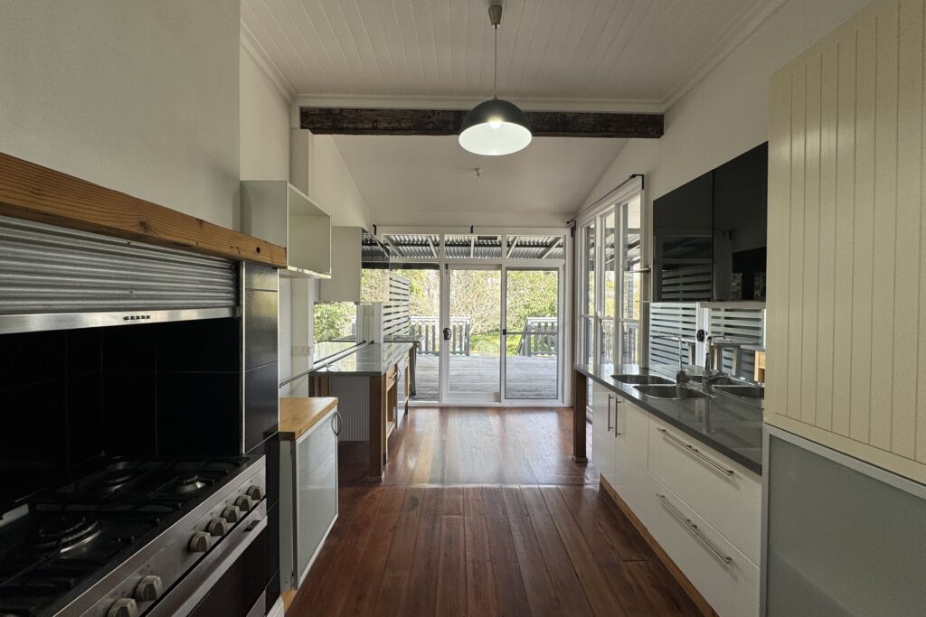 129 Waratah Street, Katoomba, NSW 2780 AUS