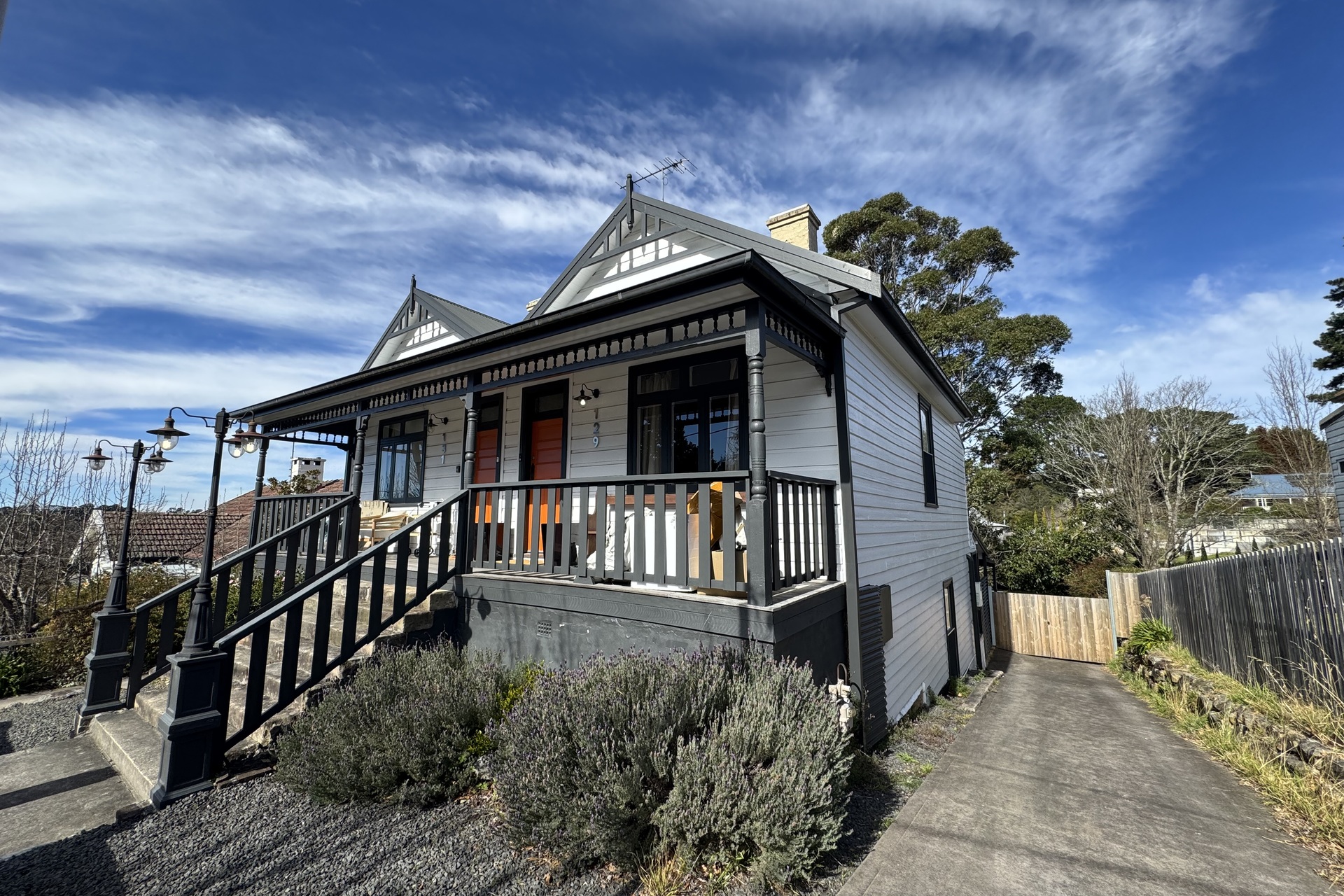 129 Waratah Street, Katoomba, NSW 2780 AUS