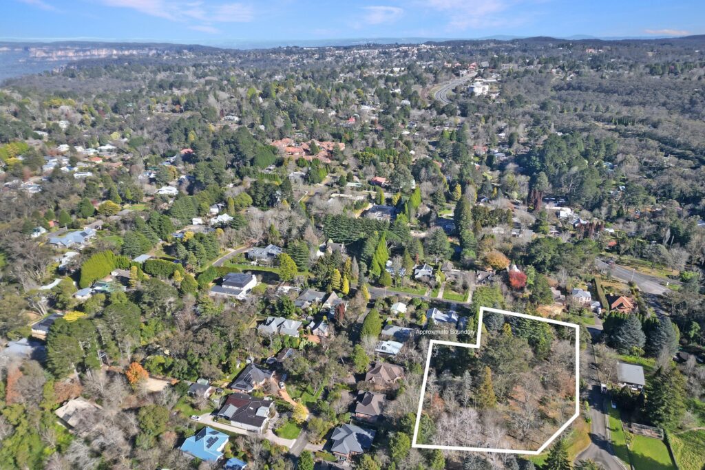 8 Herbert Street, Leura, NSW 2780 AUS