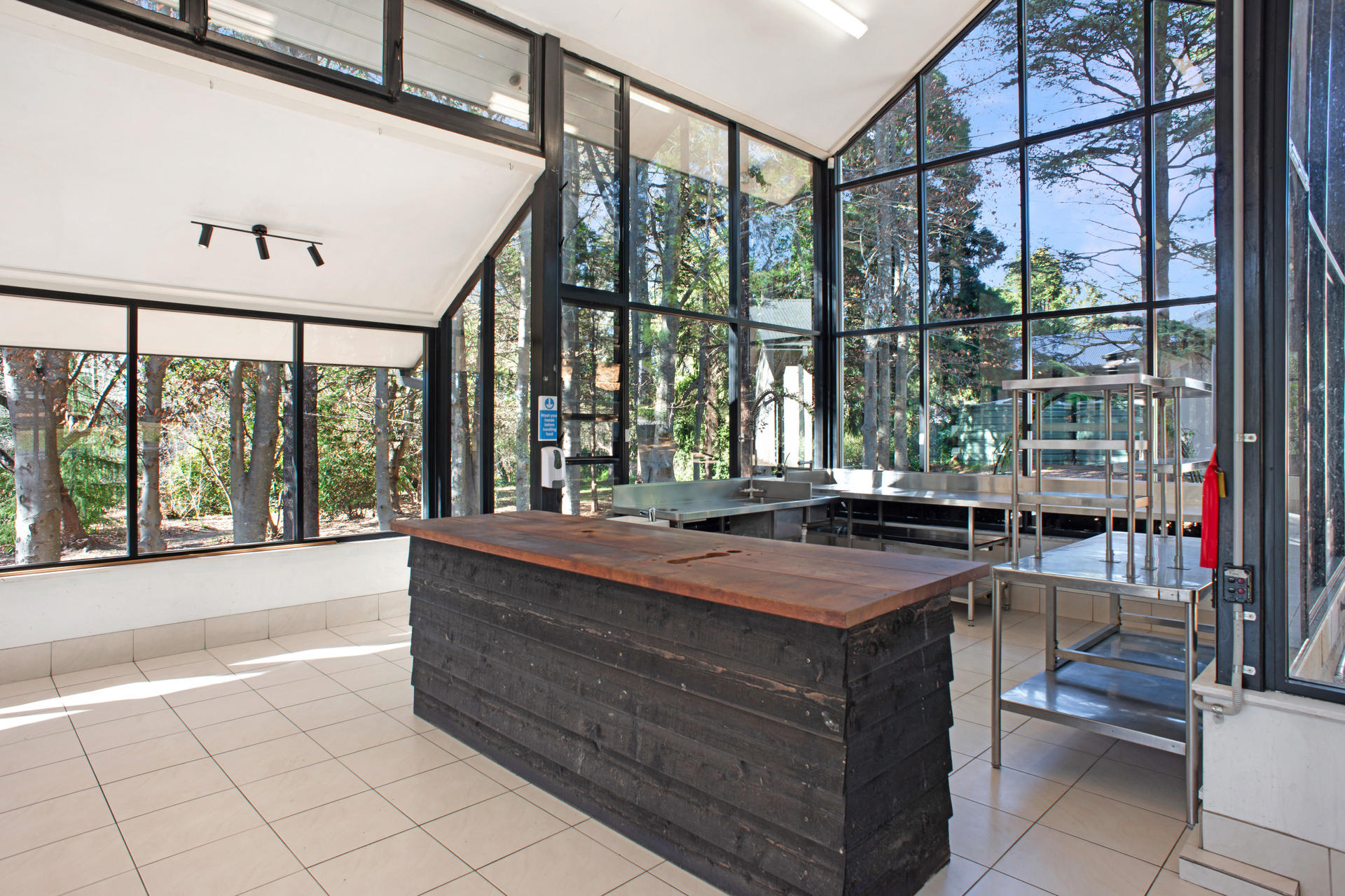 8 Herbert Street, Leura, NSW 2780 AUS