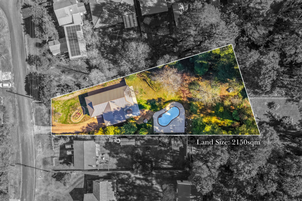 2 De Quency Road, Bullaburra, NSW 2784 AUS