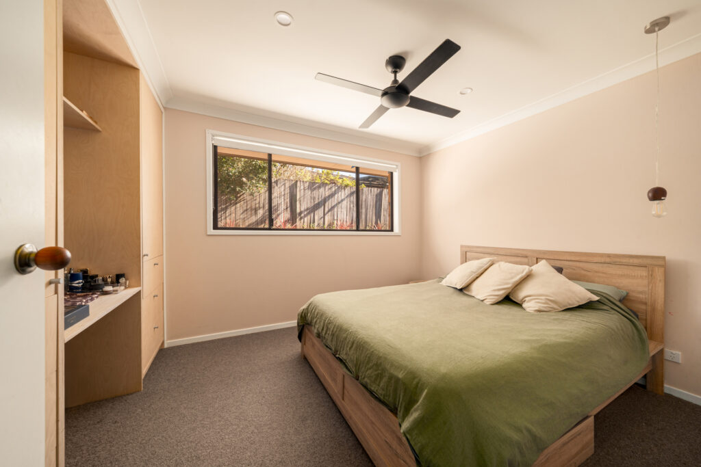 2 De Quency Road, Bullaburra, NSW 2784 AUS