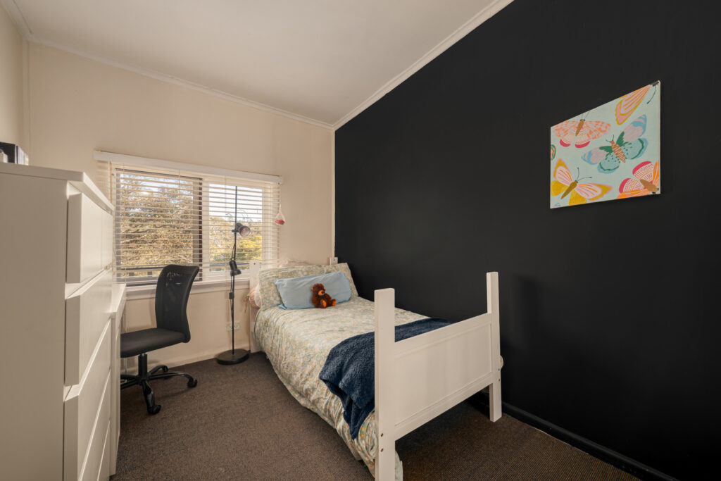 92 Clear View Parade, Hazelbrook, NSW 2779 AUS