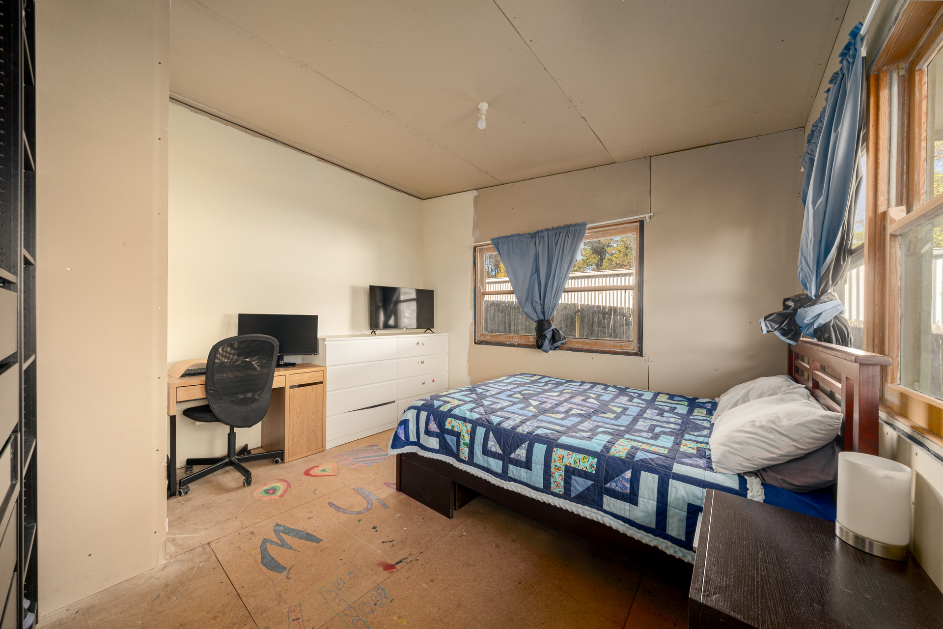 92 Clear View Parade, Hazelbrook, NSW 2779 AUS