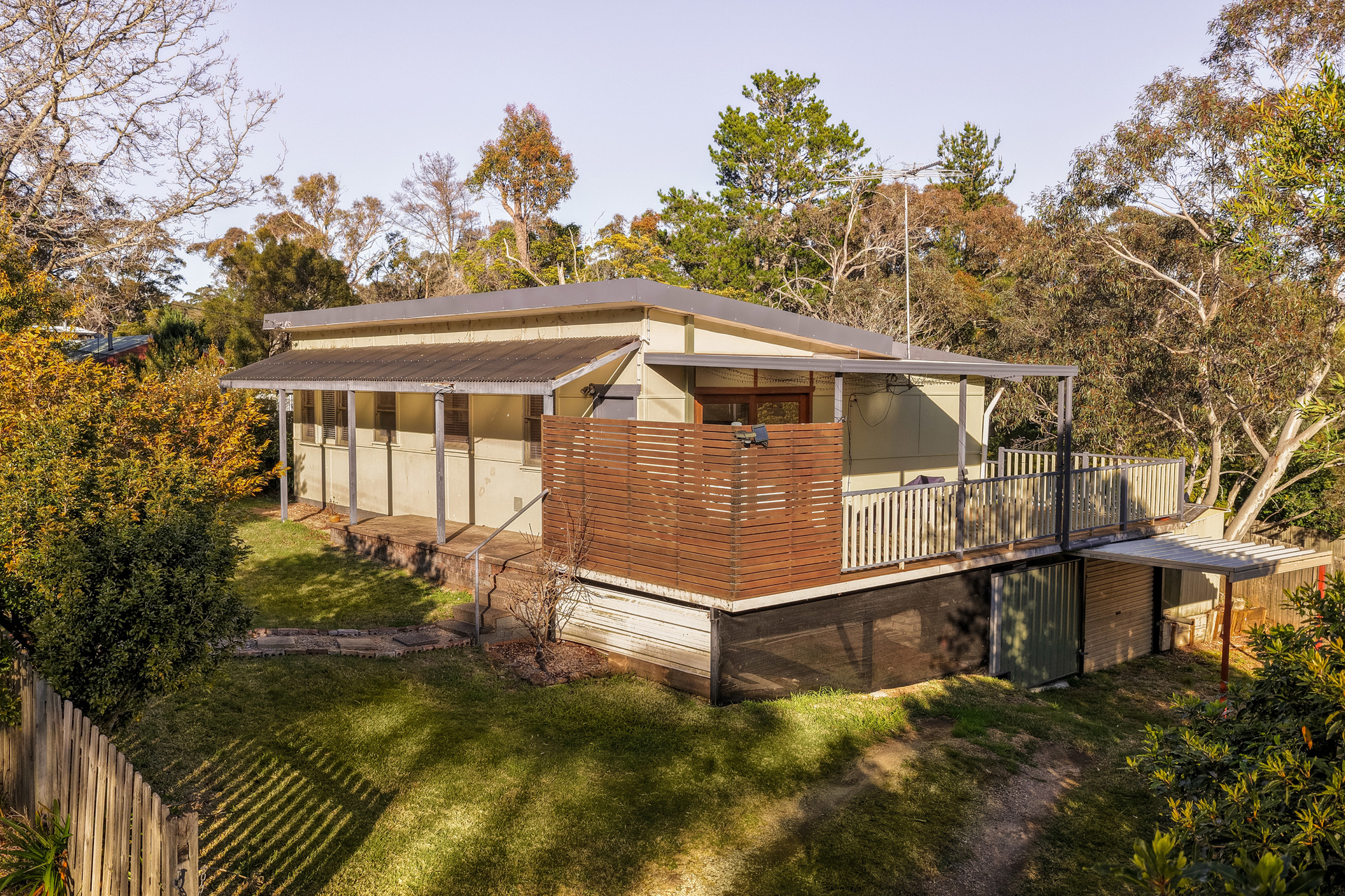 92 Clear View Parade, Hazelbrook, NSW 2779 AUS