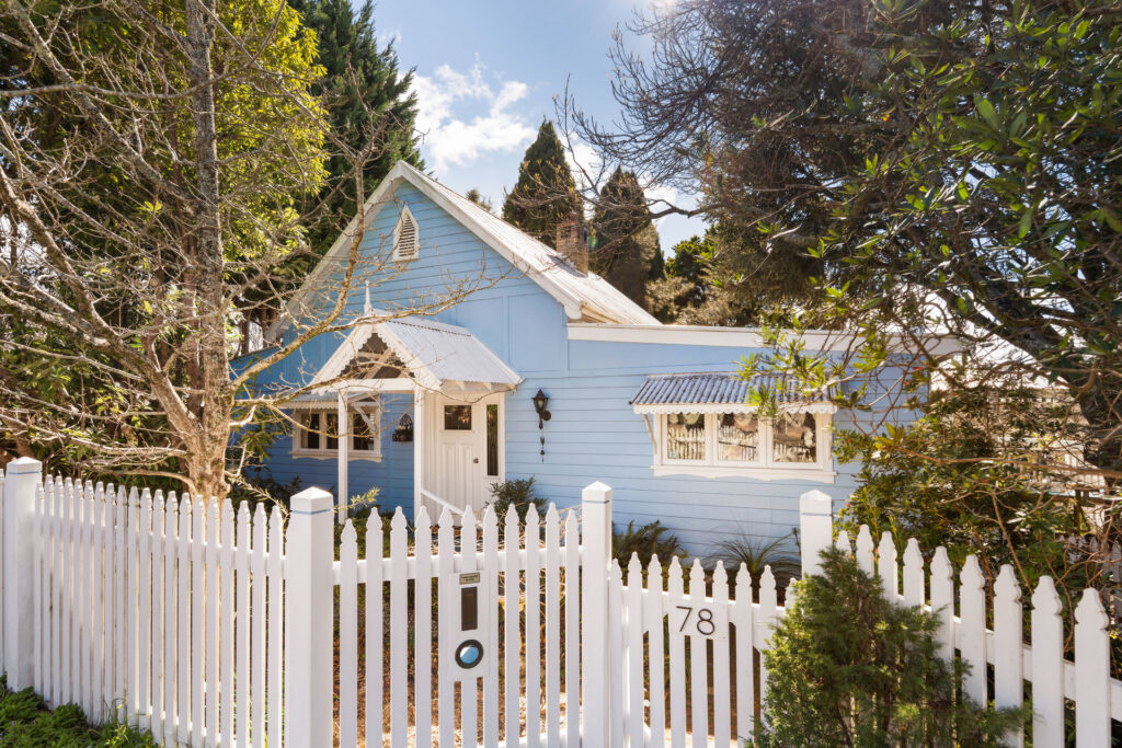 78 Govetts Leap Road, Blackheath, NSW 2785 AUS