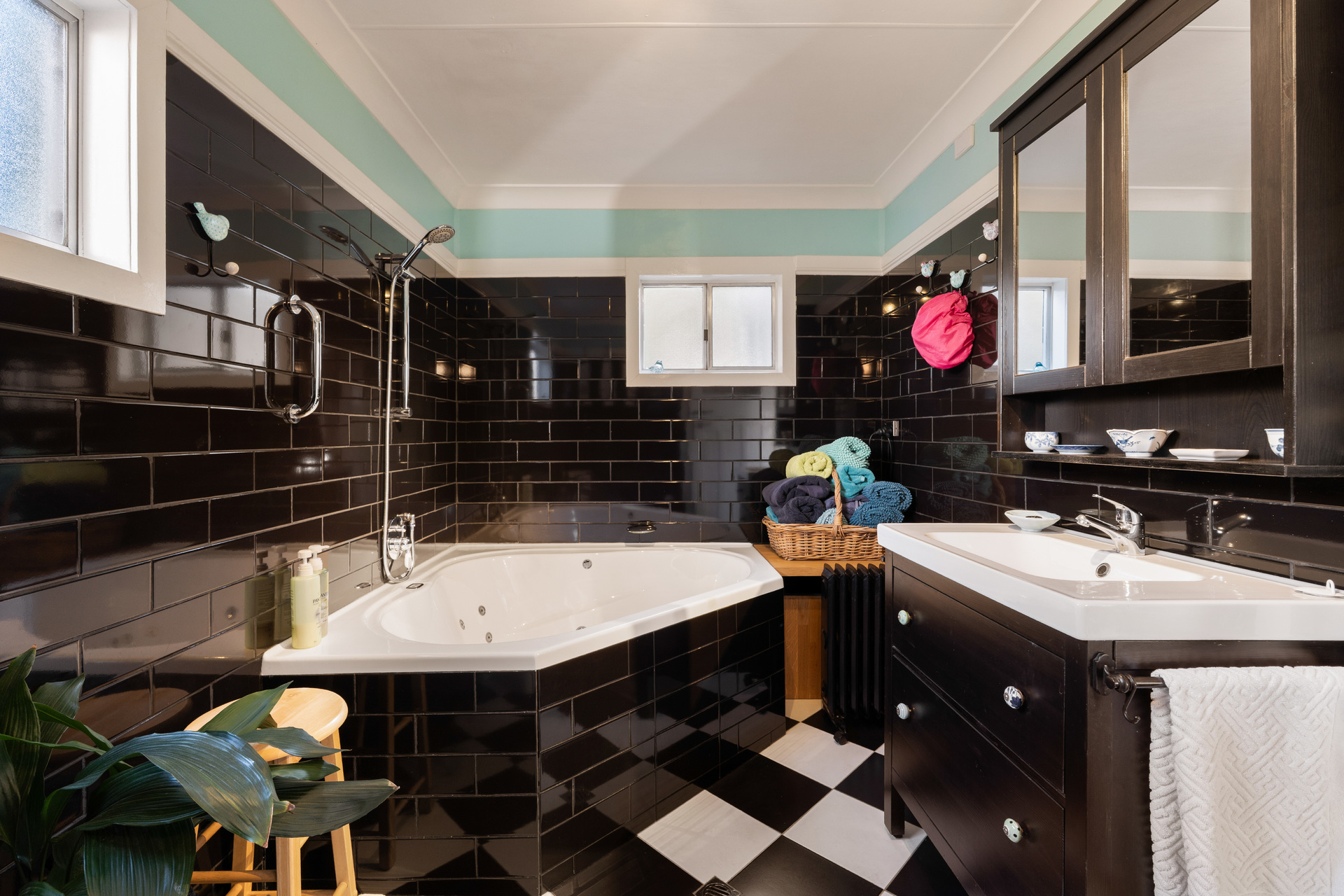 78 Govetts Leap Road, Blackheath, NSW 2785 AUS