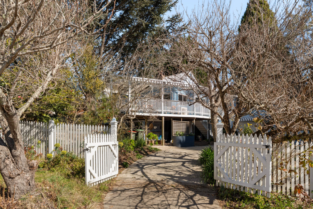 78 Govetts Leap Road, Blackheath, NSW 2785 AUS