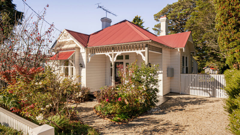 Character home available to rent in Katoomba