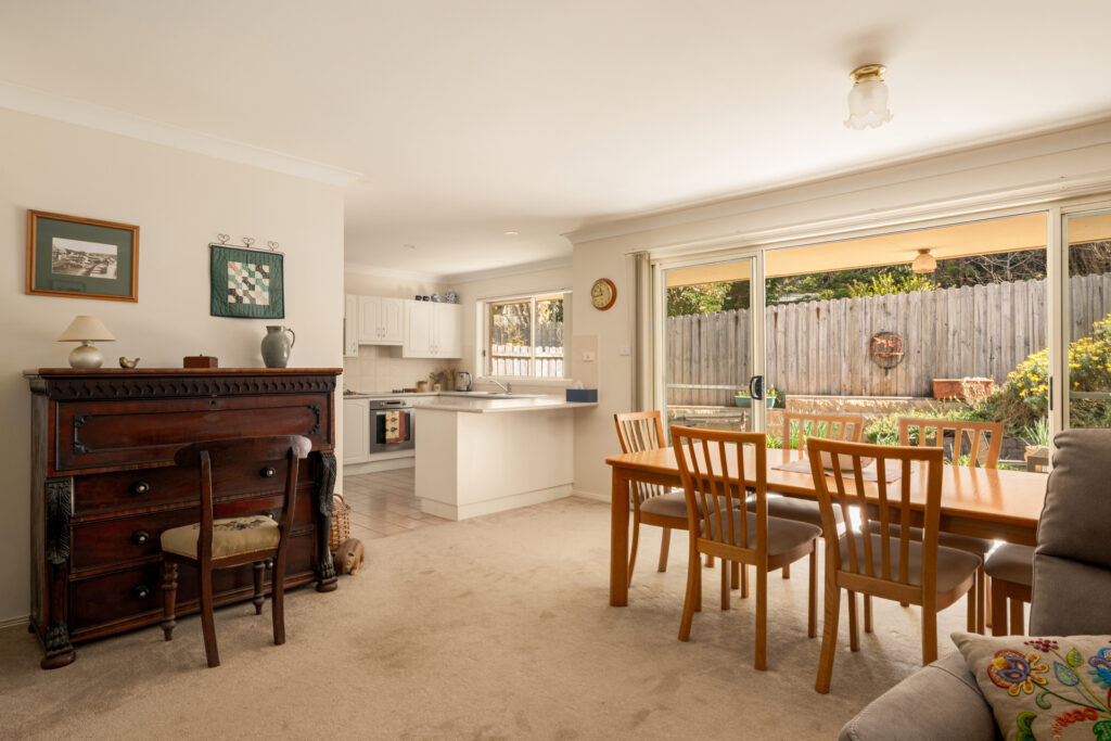 9/11 Cale Lane, Wentworth Falls, NSW 2782 AUS