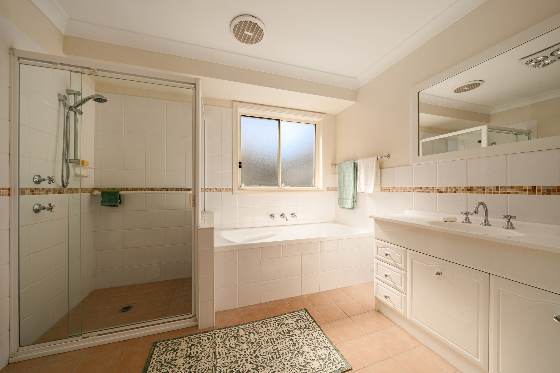 9/11 Cale Lane, Wentworth Falls, NSW 2782 AUS