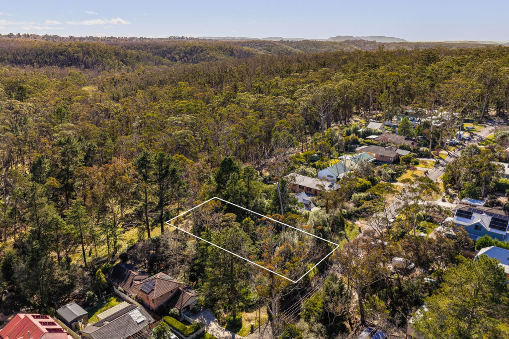10 Blue Gum Avenue, Medlow Bath, NSW 2780 AUS