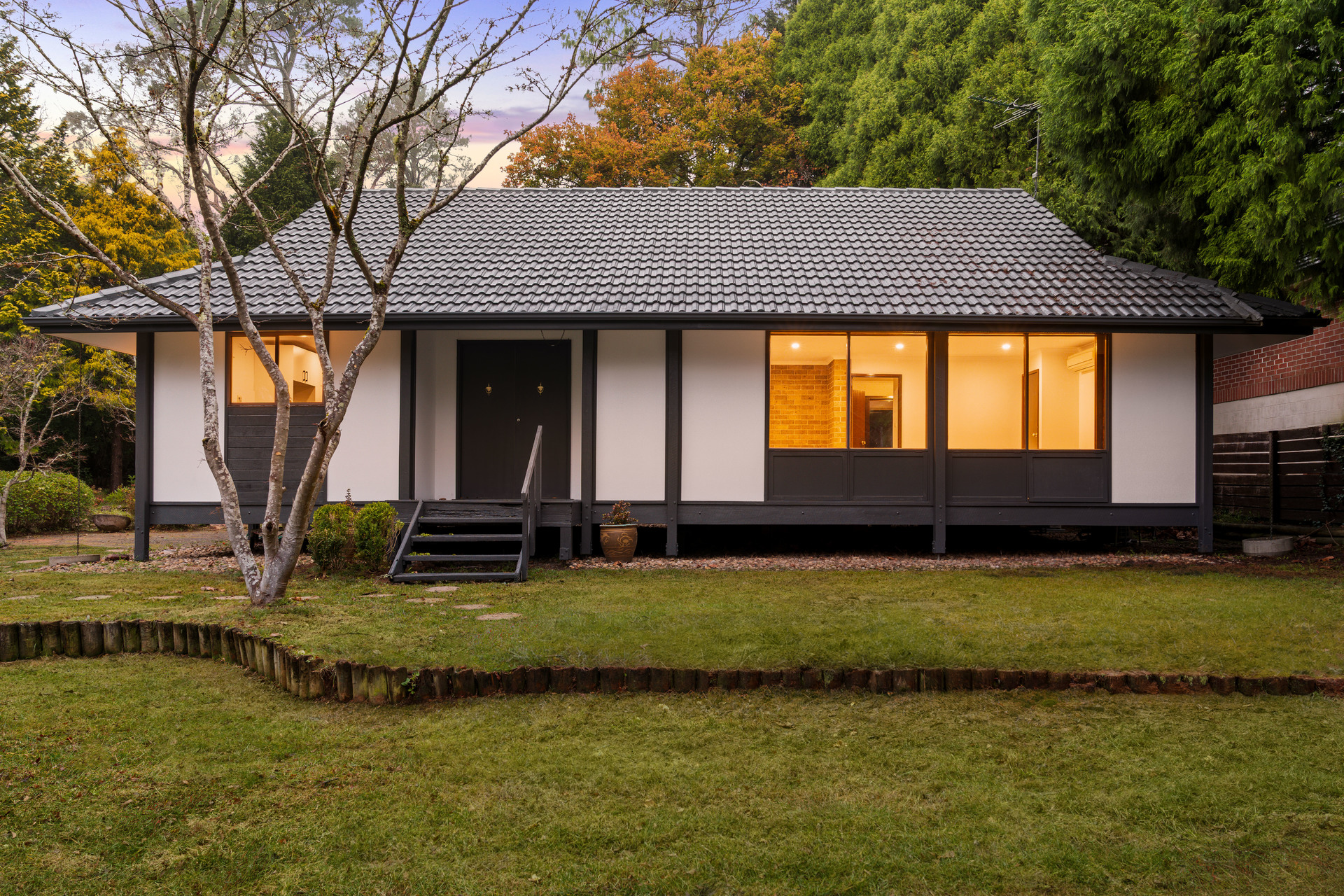 3 Morven Road, Leura, NSW 2780 AUS