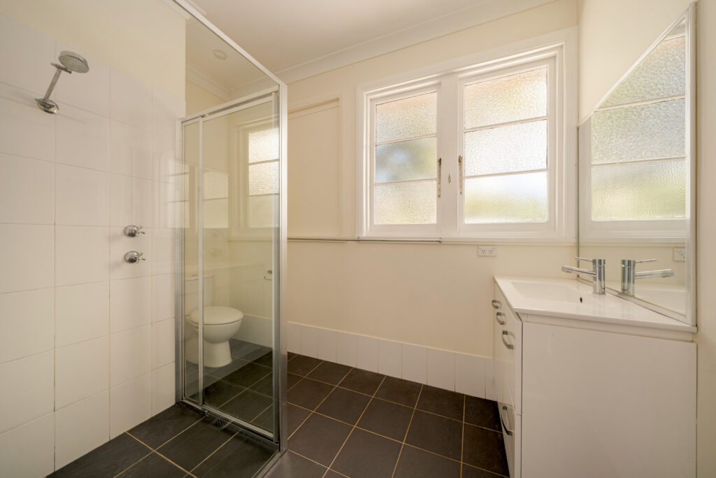 20 Lakeview Avenue, Blackheath, NSW 2785 AUS