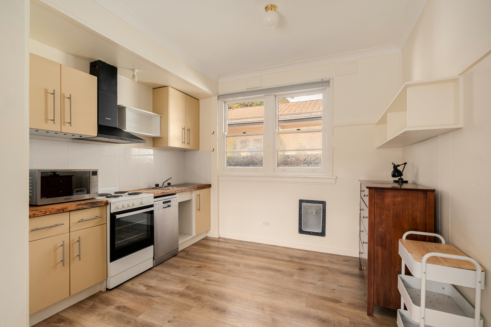 20 Lakeview Avenue, Blackheath, NSW 2785 AUS