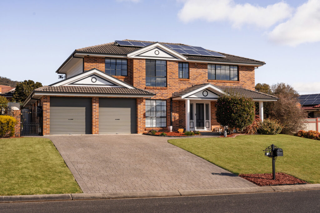 25 Robinia Drive, Lithgow, NSW 2790 AUS