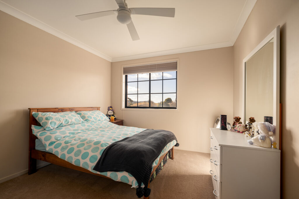 25 Robinia Drive, Lithgow, NSW 2790 AUS