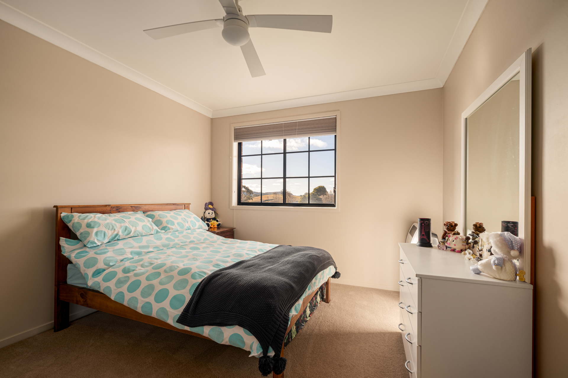 25 Robinia Drive, Lithgow, NSW 2790 AUS