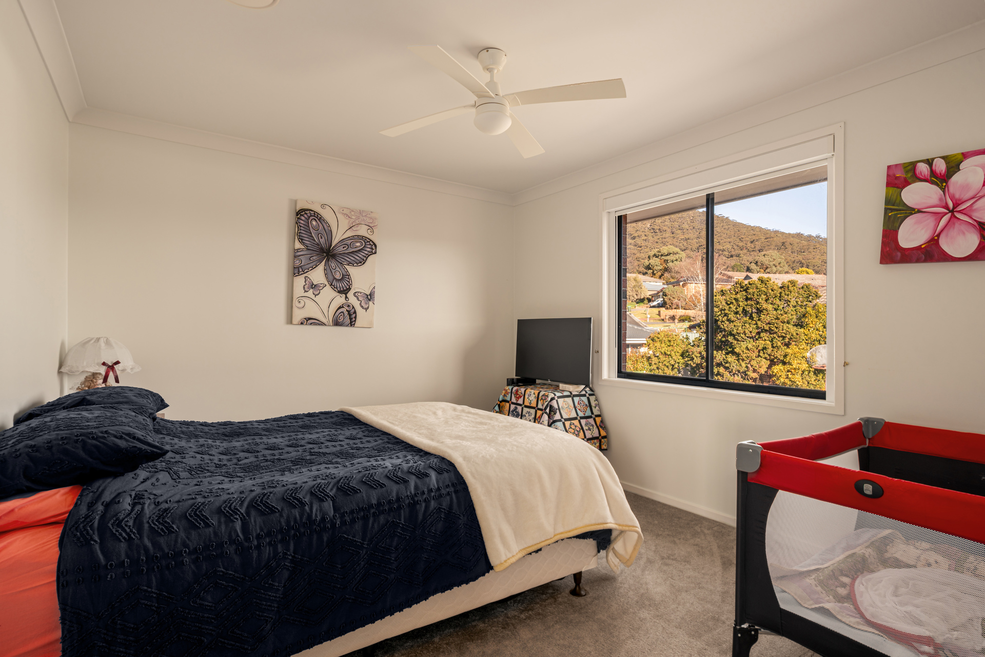 25 Robinia Drive, Lithgow, NSW 2790 AUS