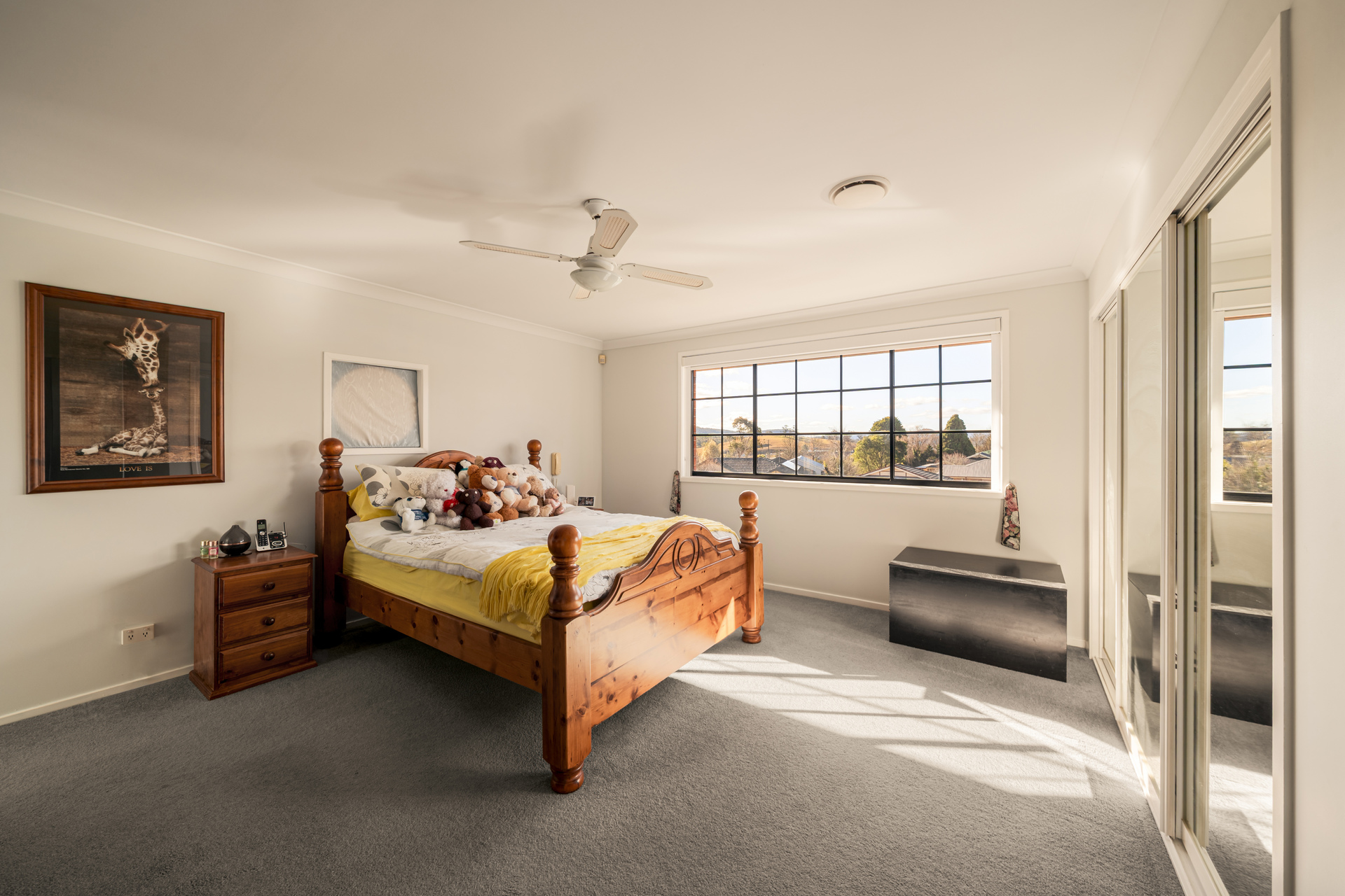 25 Robinia Drive, Lithgow, NSW 2790 AUS