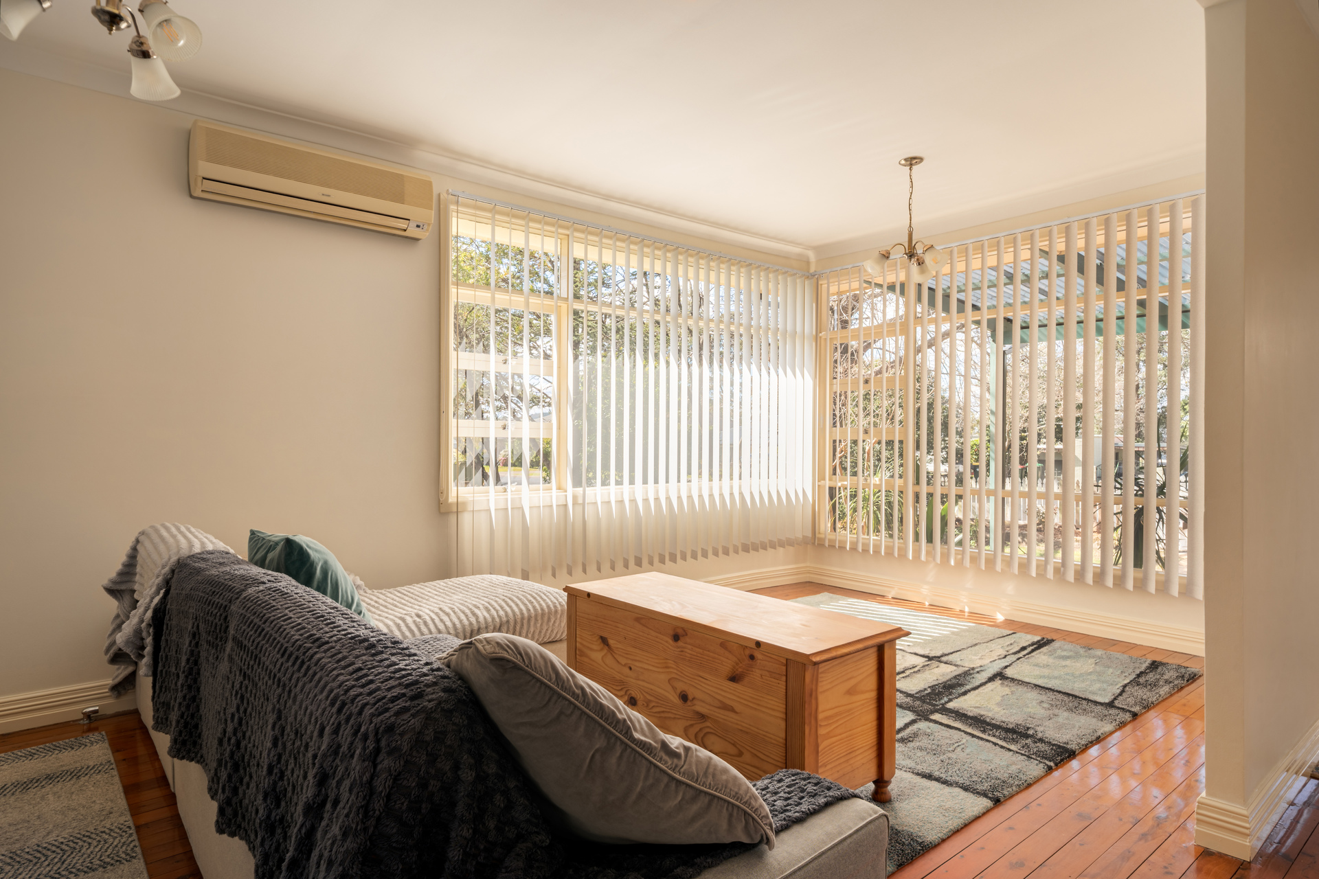 86 White Cross Road, Winmalee, NSW 2777 AUS