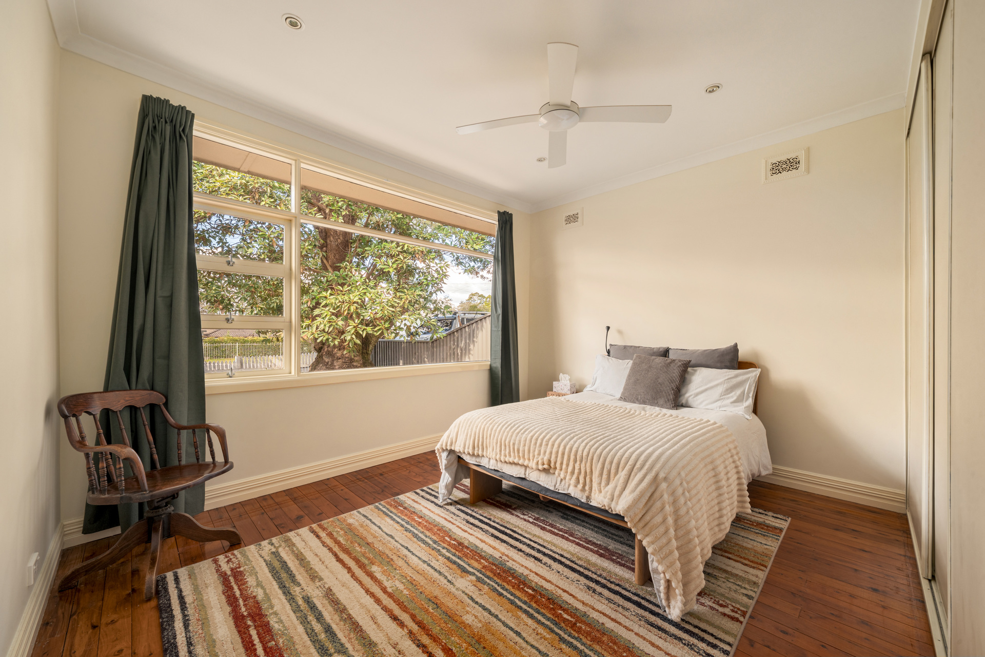 86 White Cross Road, Winmalee, NSW 2777 AUS