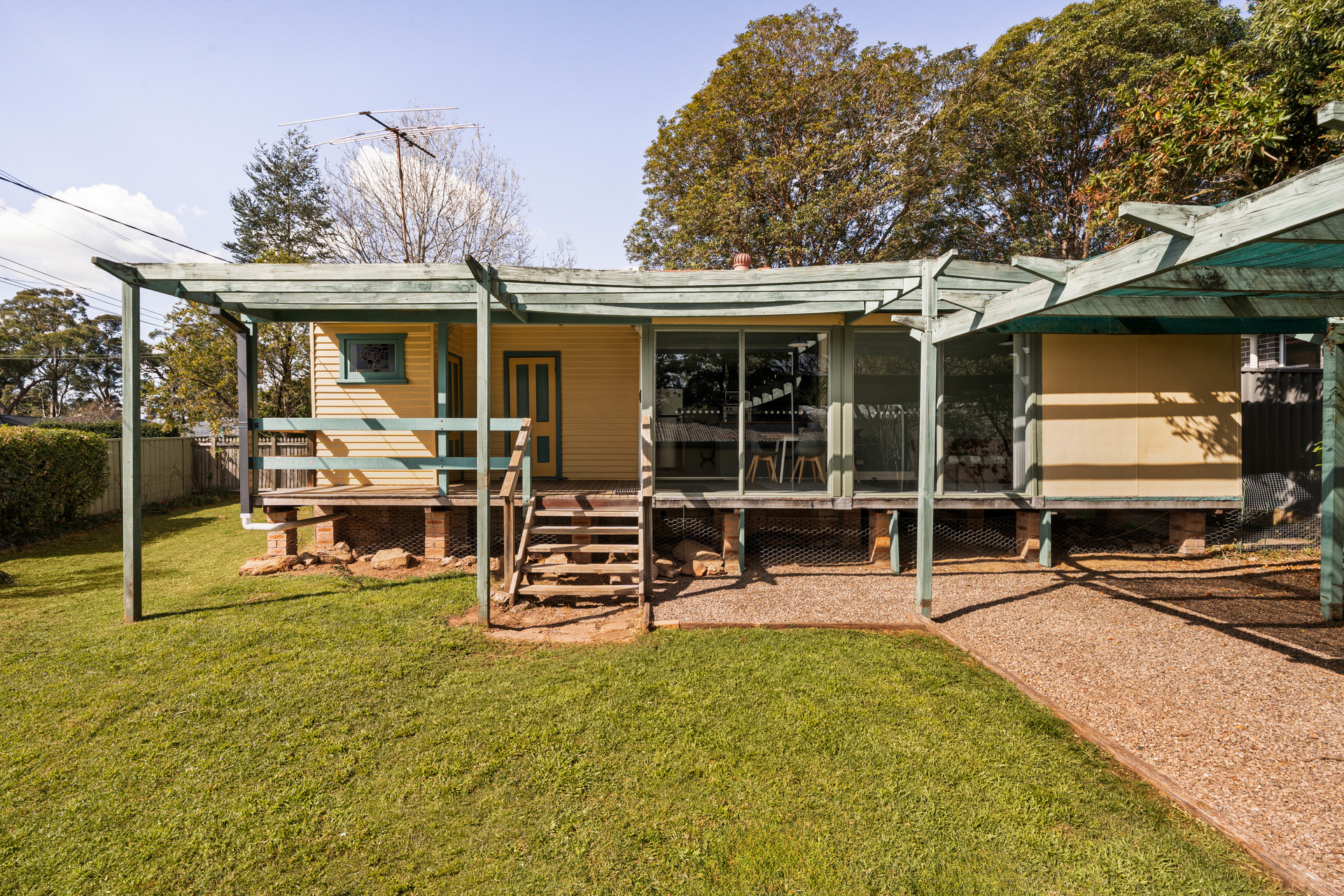 86 White Cross Road, Winmalee, NSW 2777 AUS