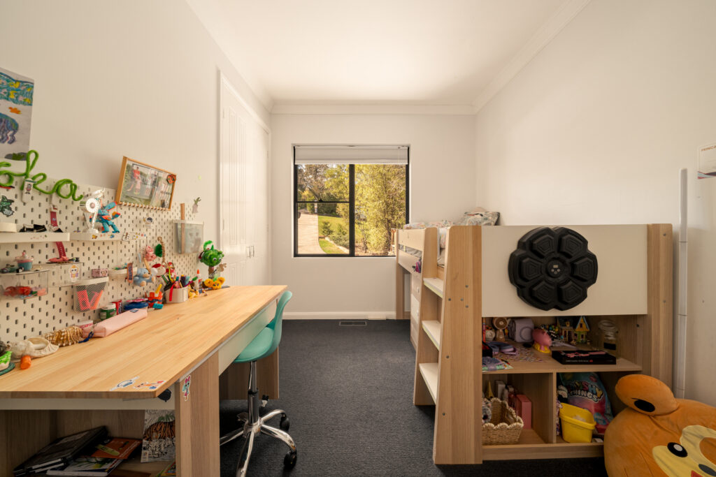 12 Govett Street, Katoomba, NSW 2780 AUS