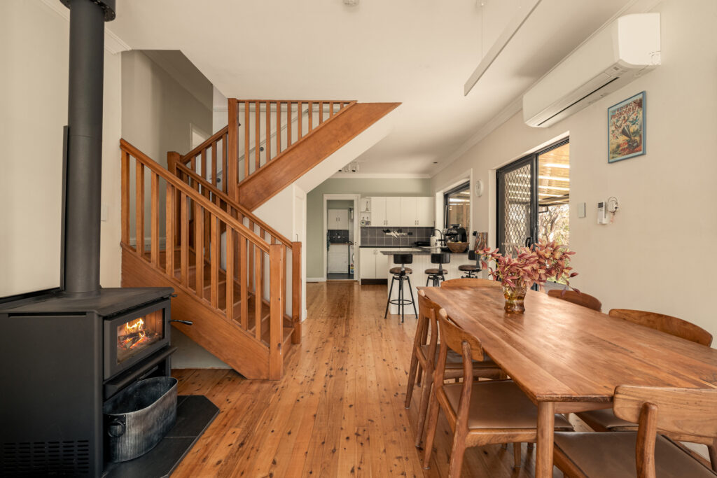 12 Govett Street, Katoomba, NSW 2780 AUS