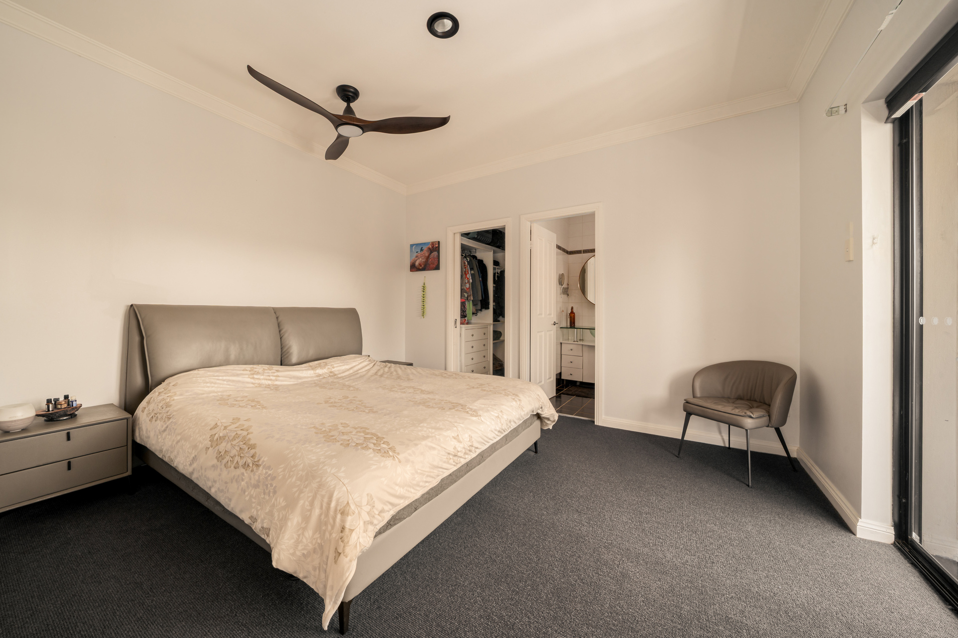 12 Govett Street, Katoomba, NSW 2780 AUS