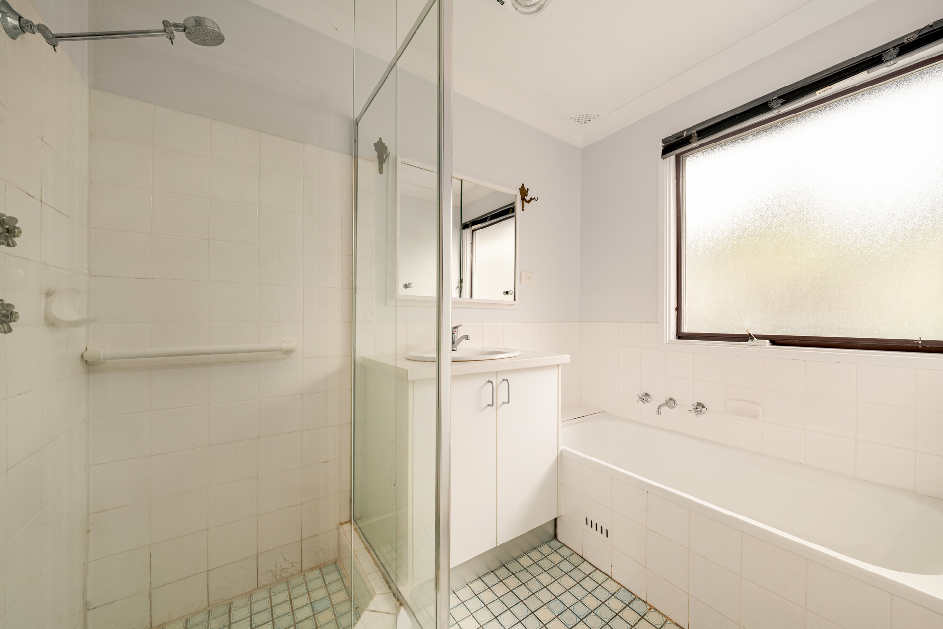 60 Backhouse Street, Wentworth Falls, NSW 2782 AUS