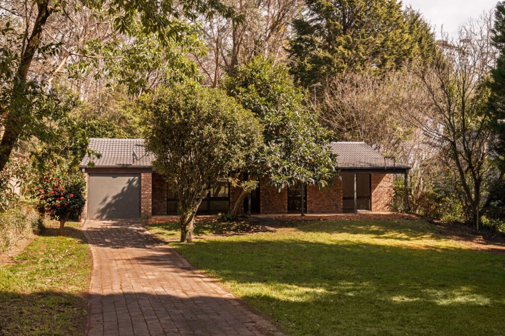 12 Kings Road, Leura, NSW 2780 AUS